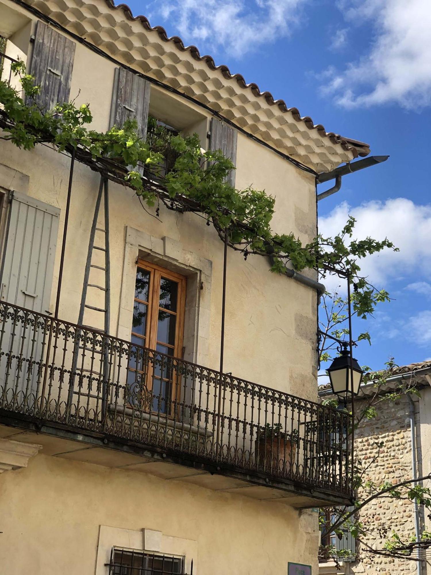 La Perroya Hotel Visan Exterior photo